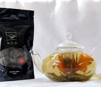 Display your flowering teas in a lovely glass teapot